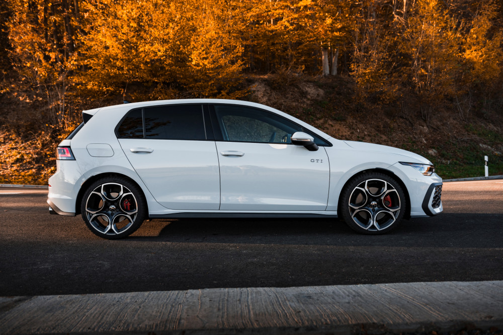 Volkswagen Golf GTI 2024